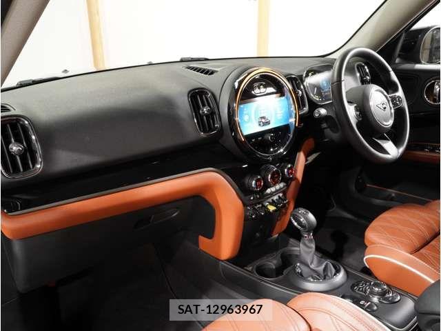 Bmw MINI 2023-03 8562696-12