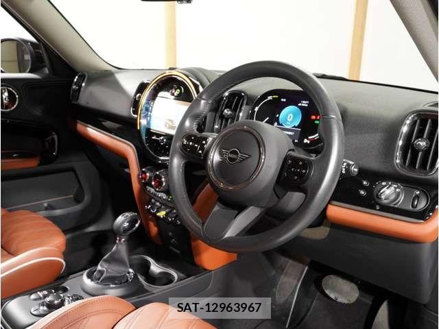 Bmw MINI 2023-03 8562696-13