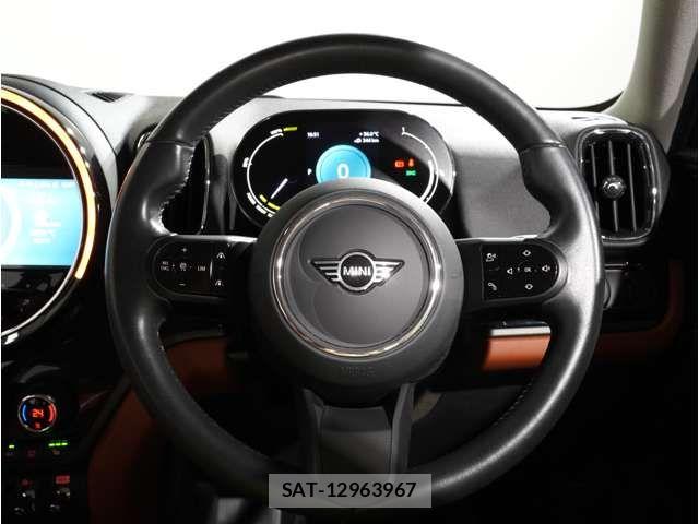 Bmw MINI 2023-03 8562696-14