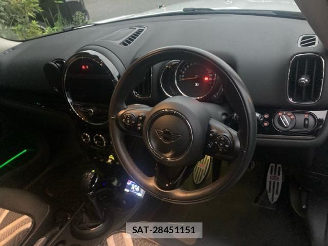 Bmw MINI 2020-02 8830359-9