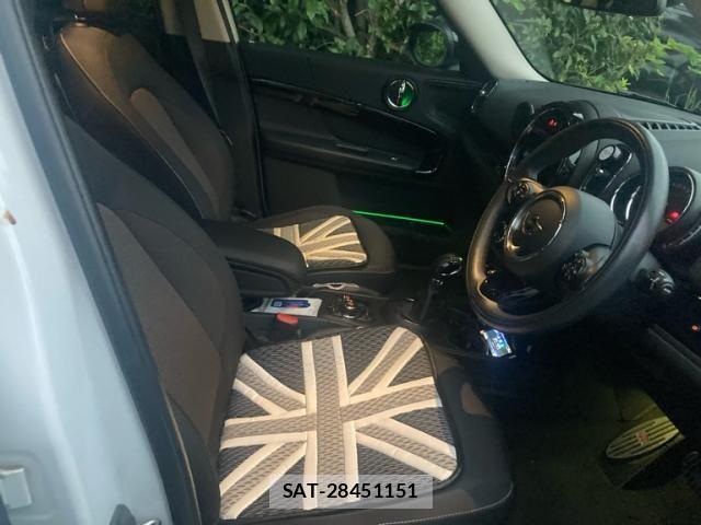 Bmw MINI 2020-02 8830359-10