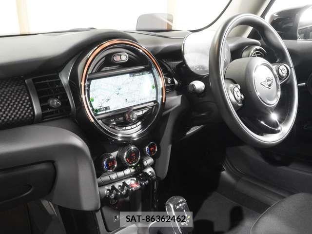 Bmw MINI 2021-03 5872278-17