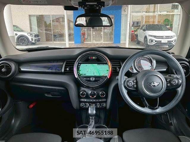 Bmw MINI 2018-11 6995679-2