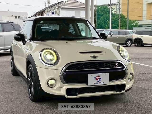Bmw MINI 2018-04 7725773-10