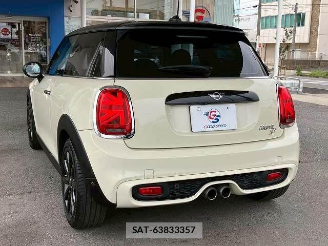 Bmw MINI 2018-04 7725773-14
