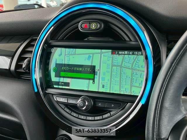 Bmw MINI 2018-04 7725773-3