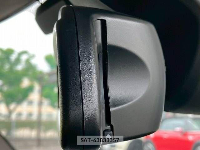 Bmw MINI 2018-04 7725773-8