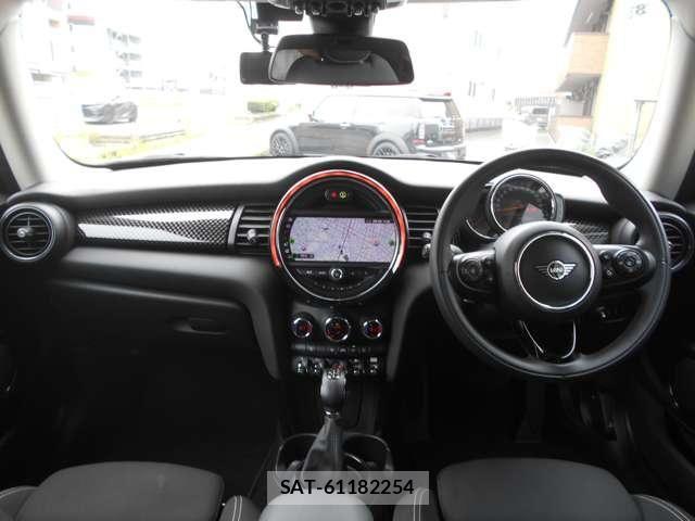Bmw MINI 2020-08 8100474-9