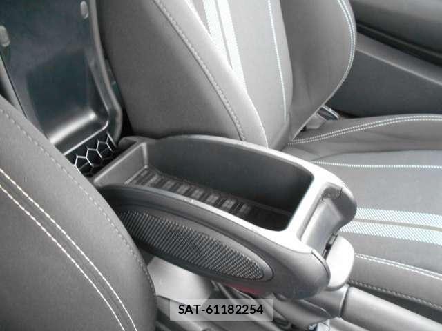 Bmw MINI 2020-08 8100474-13