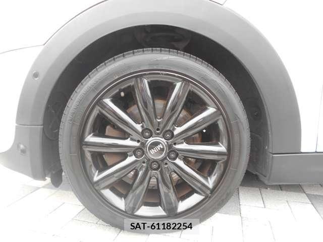 Bmw MINI 2020-08 8100474-17