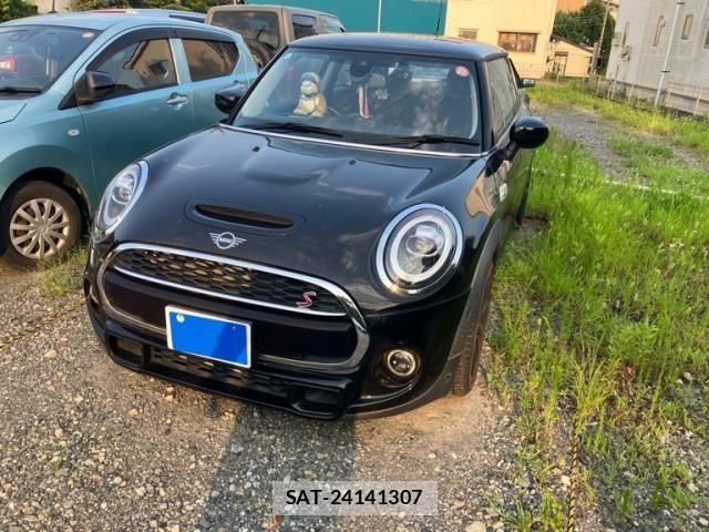 Bmw MINI 2021-06 8208746-3