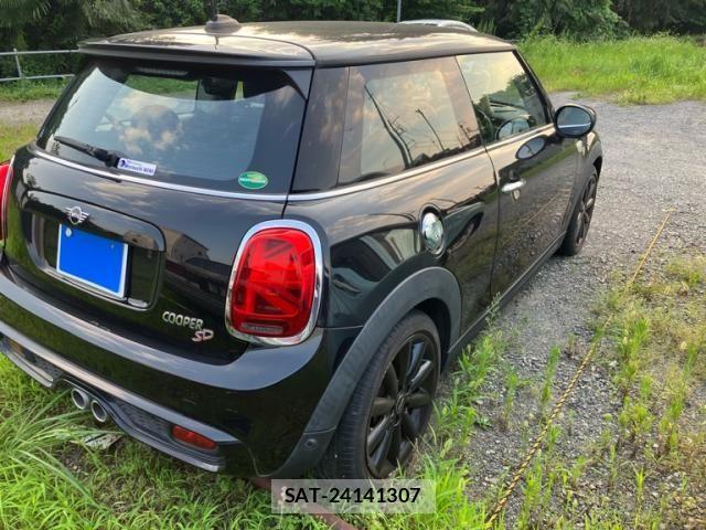 Bmw MINI 2021-06 8208746-4