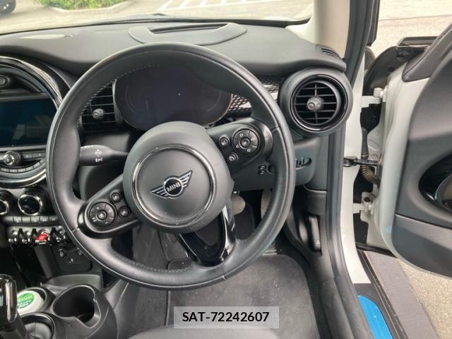 Bmw MINI 2021-02 8871480-11