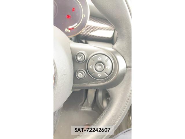Bmw MINI 2021-02 8871480-16