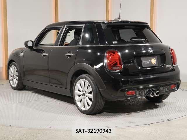 Bmw MINI 2020-11 5872290-9