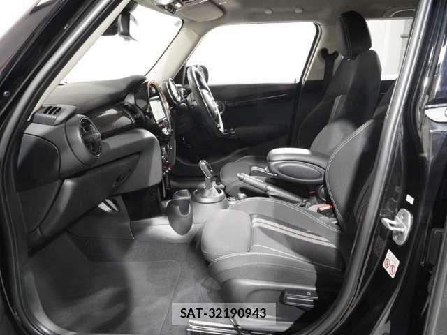 Bmw MINI 2020-11 5872290-11