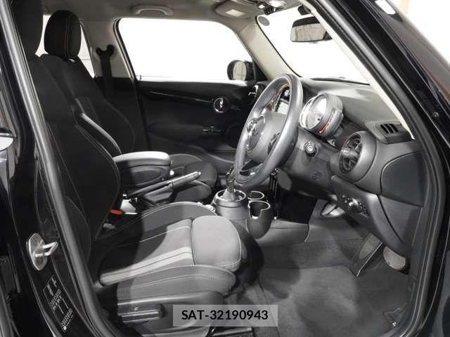 Bmw MINI 2020-11 5872290-12