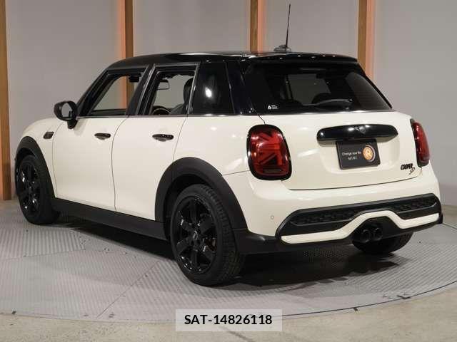 Bmw MINI 2022-05 5872287-9