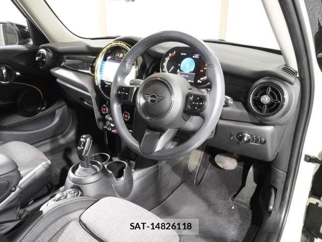 Bmw MINI 2022-05 5872287-15