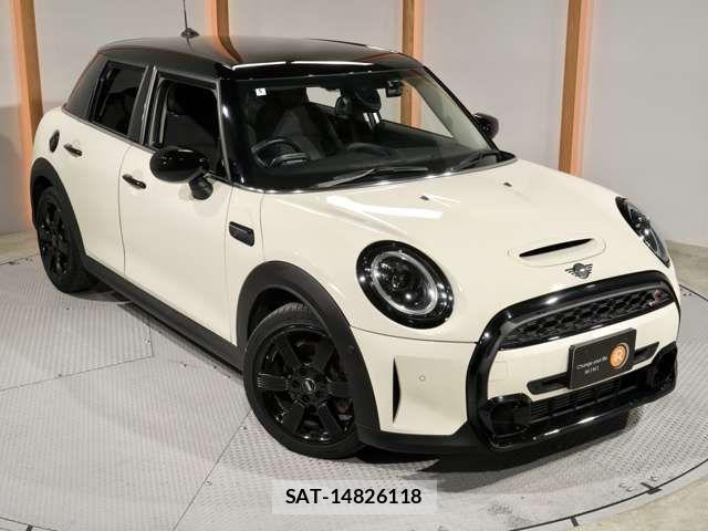 Bmw MINI 2022-05 5872287-18