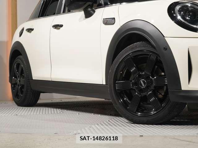 Bmw MINI 2022-05 5872287-19