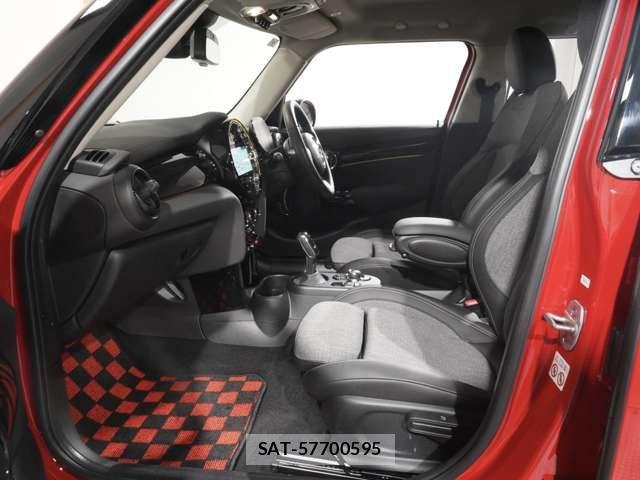 Bmw MINI 2023-07 5872284-11