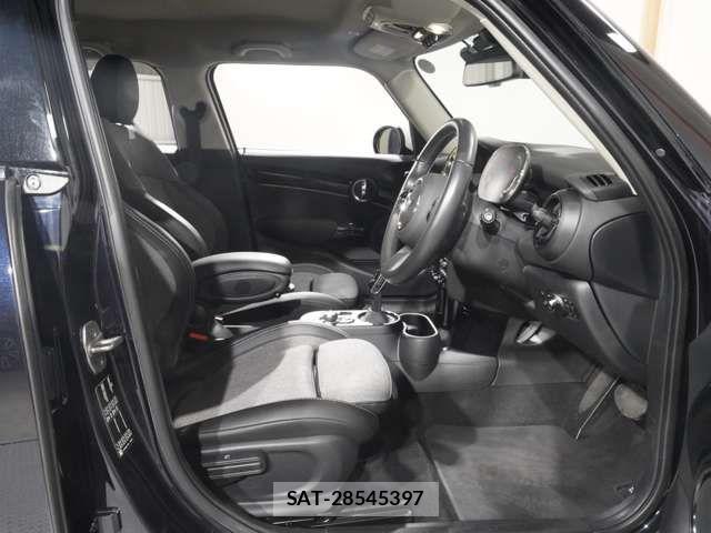 Bmw MINI 2023-10 5872285-12