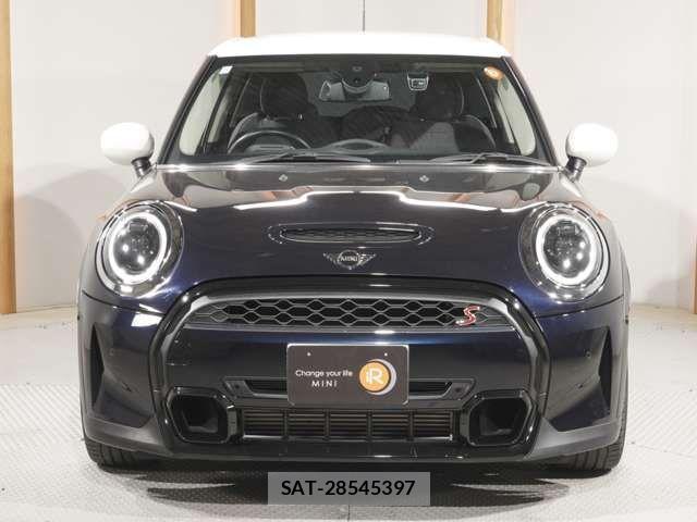 Bmw MINI 2023-10 5872285-7
