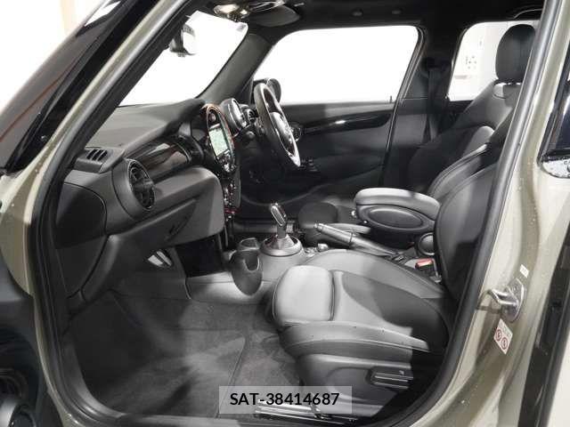 Bmw MINI 2020-08 6013120-11