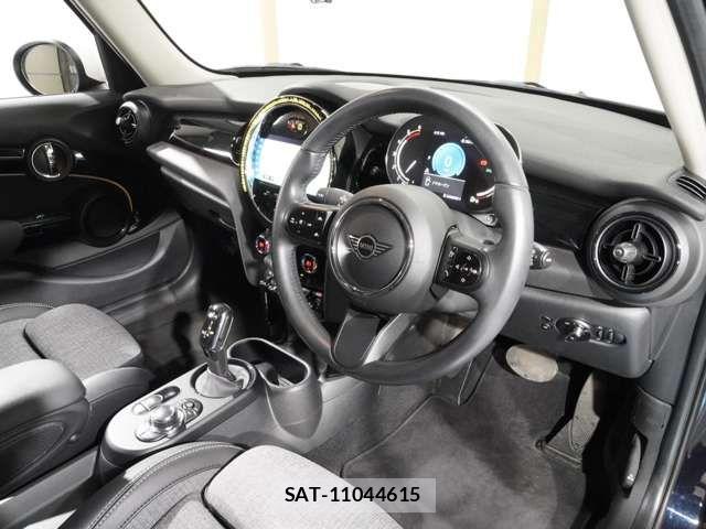 Bmw MINI 2022-06 6013121-15
