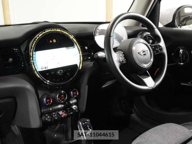 Bmw MINI 2022-06 6013121-17