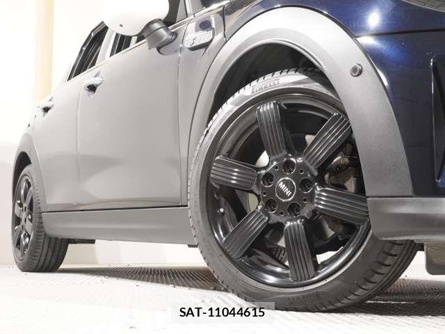 Bmw MINI 2022-06 6013121-19