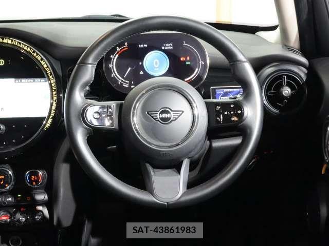 Bmw MINI 2021-11 6245791-16