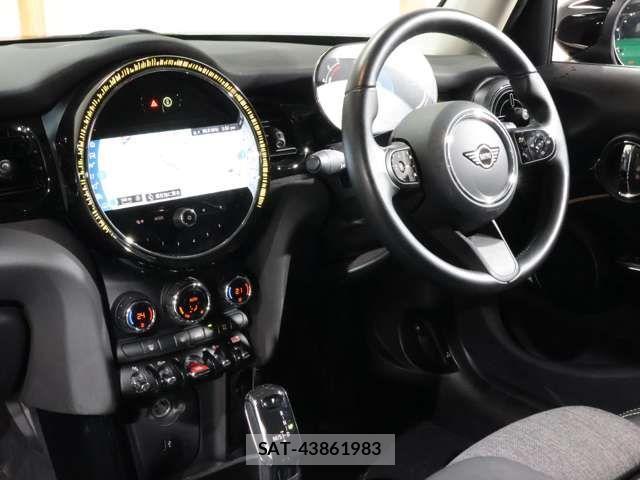 Bmw MINI 2021-11 6245791-17
