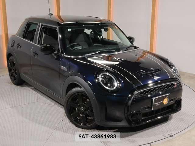 Bmw MINI 2021-11 6245791-18