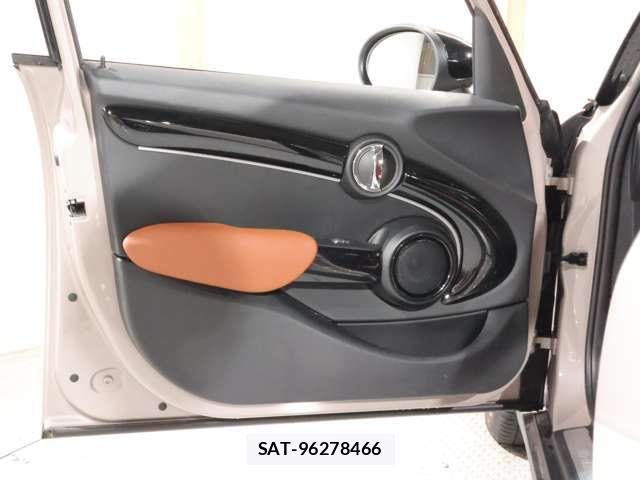 Bmw MINI 2024-03 6245784-13
