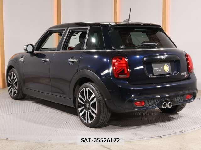 Bmw MINI 2021-04 7059605-9