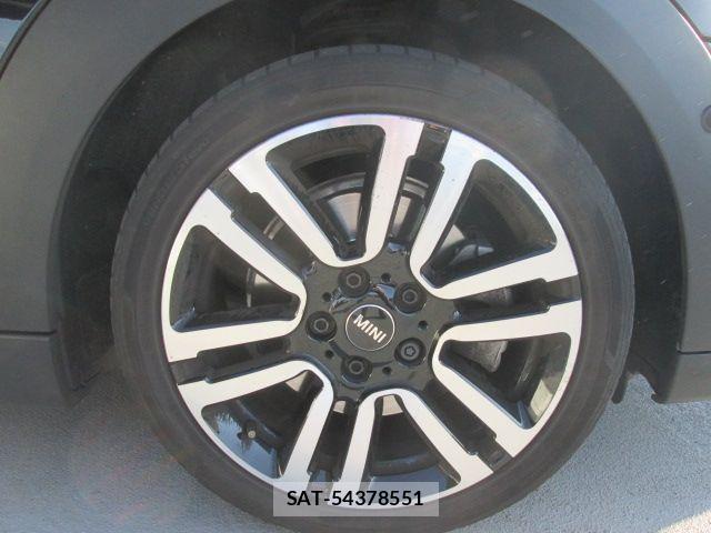 Bmw MINI 2023-11 7221858-10