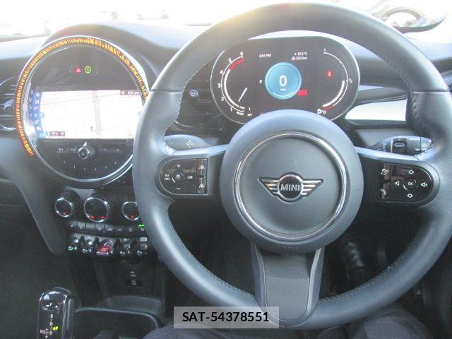 Bmw MINI 2023-11 7221858-24