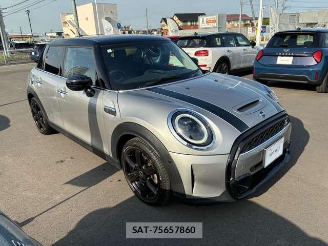 Bmw MINI 2023-09 7221856-2