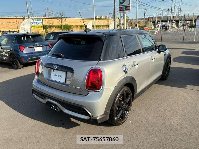 Bmw MINI 2023-09 7221856-4