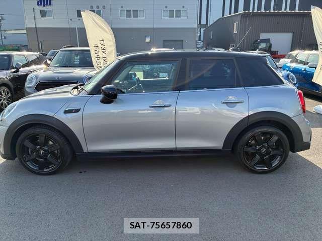 Bmw MINI 2023-09 7221856-7
