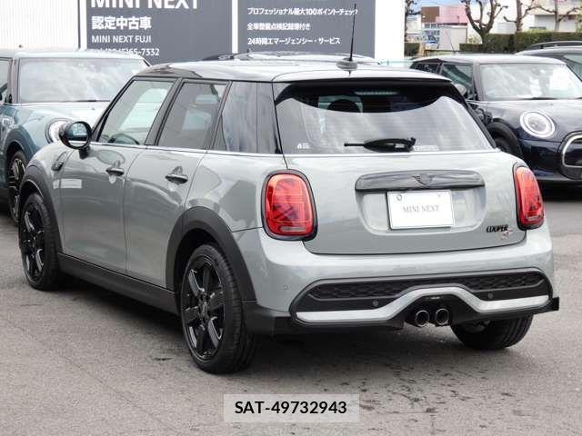 Bmw MINI 2022-09 7221854-15