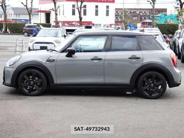 Bmw MINI 2022-09 7221854-16