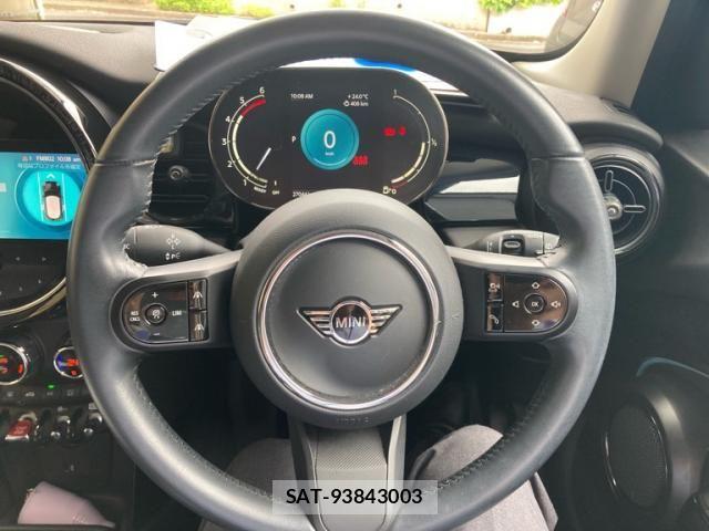 Bmw MINI 2021-11 7221851-16