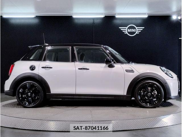 Bmw MINI 2024-03 7328425-3