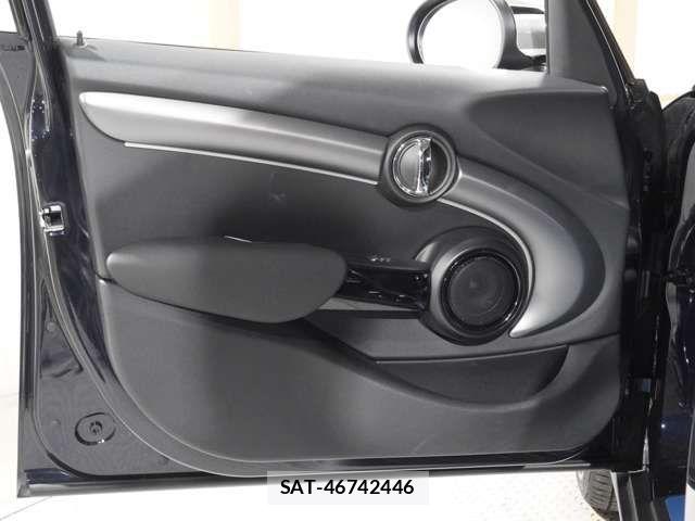 Bmw MINI 2024-03 7328424-13