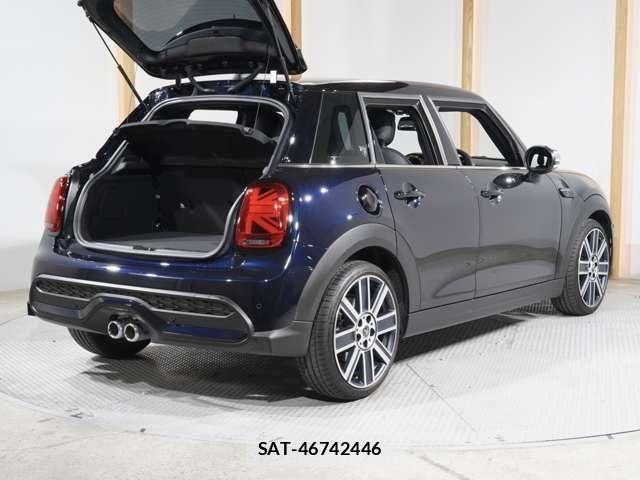 Bmw MINI 2024-03 7328424-28
