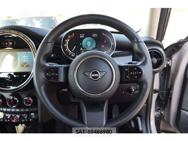 Bmw MINI 2022-08 7328426-19