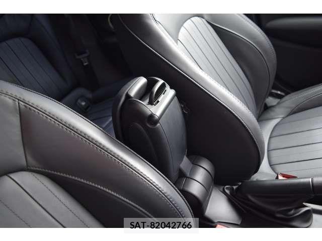 Bmw MINI 2022-02 7328427-18